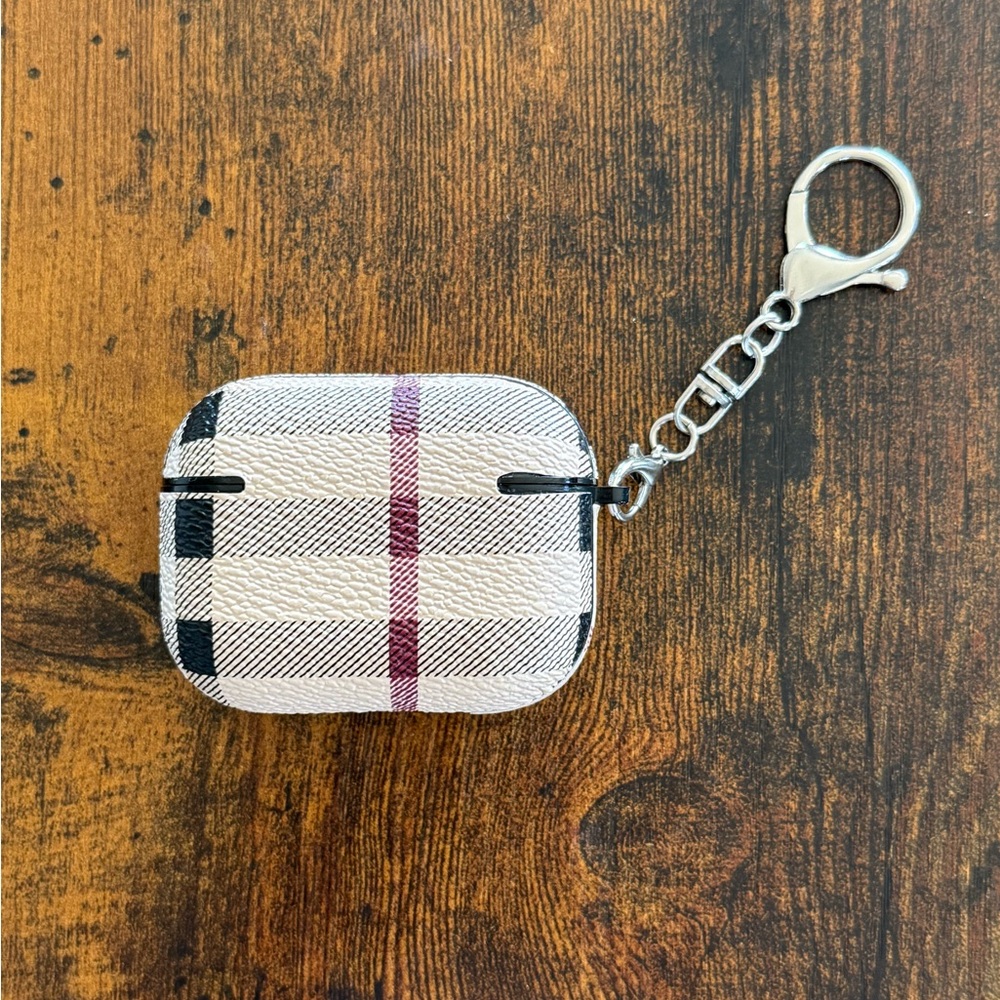 DESIGNER AIRPOD PRO GENERATION 3 PROTECTIVE CASE W/KEYRING - Picture 2 of 5